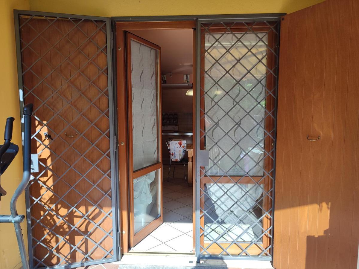 Holiday-Home-Desenzano Дезенцано-дель-Гарда Екстер'єр фото