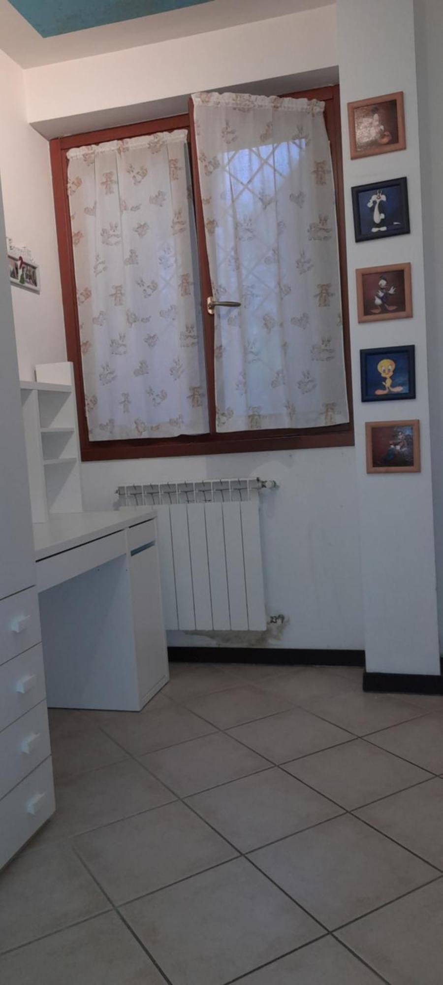 Holiday-Home-Desenzano Дезенцано-дель-Гарда Номер фото