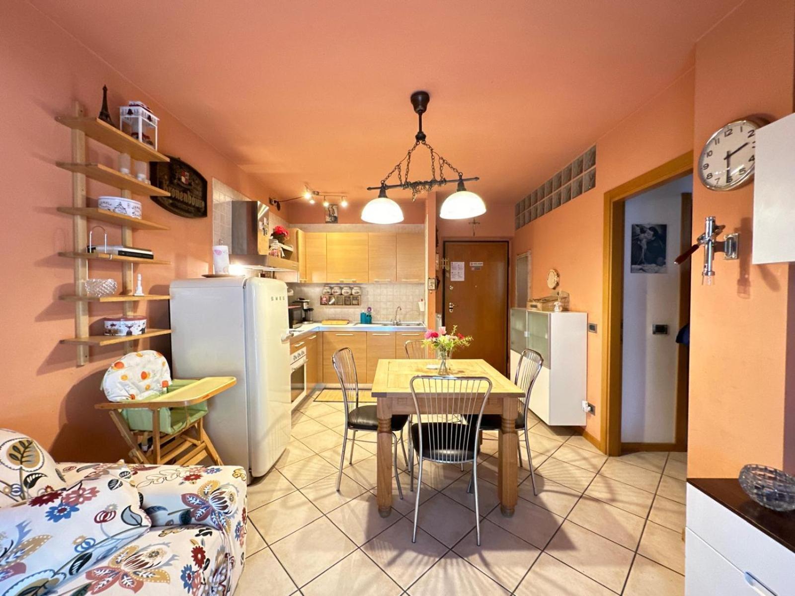 Holiday-Home-Desenzano Дезенцано-дель-Гарда Екстер'єр фото