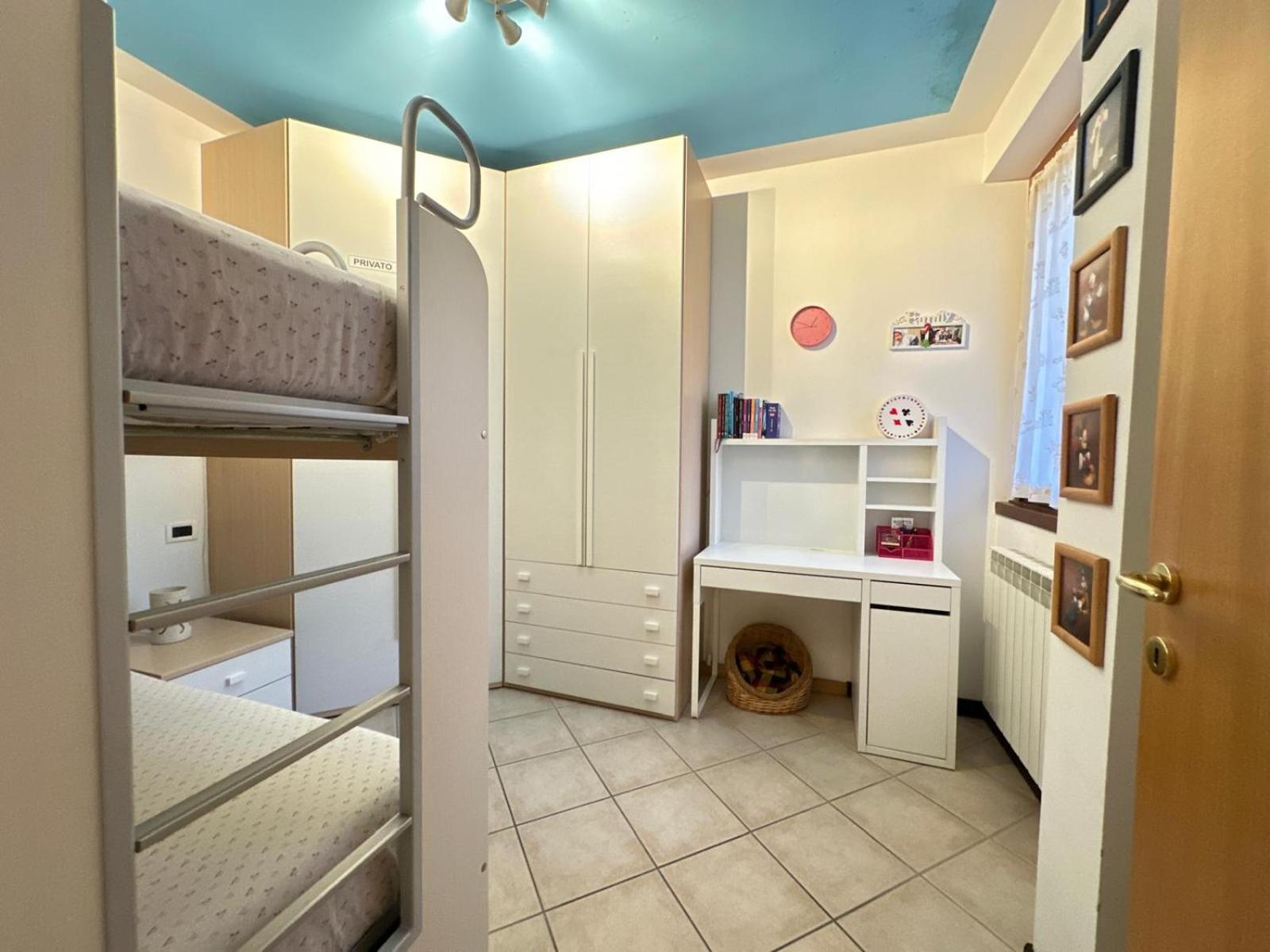 Holiday-Home-Desenzano Дезенцано-дель-Гарда Екстер'єр фото